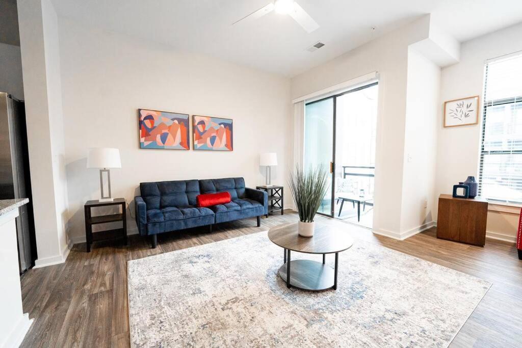 Luxury Apartment Wifi, Gym, Pool, Shops & Food! Unit 329 Charlotte Zewnętrze zdjęcie